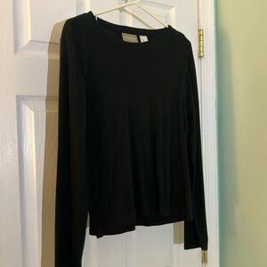 Liz Claiborne black long sleeve fitted shirt